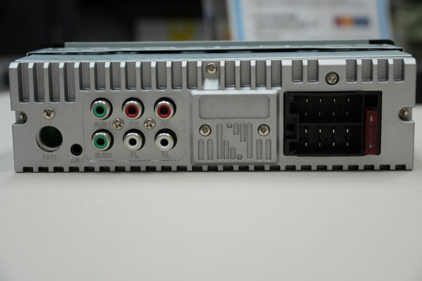 レトロ外観×Bluetooth搭載！旧車に似合う RS-20 クラシックデッキ　レストアGT